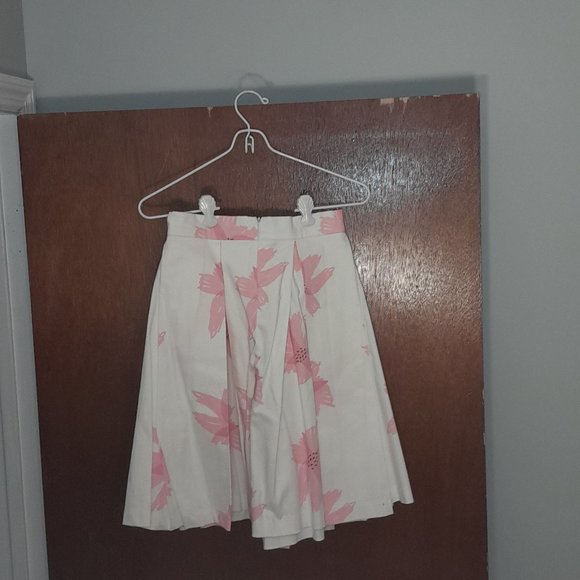 Pink Flower Skirt - Picture 3 of 4